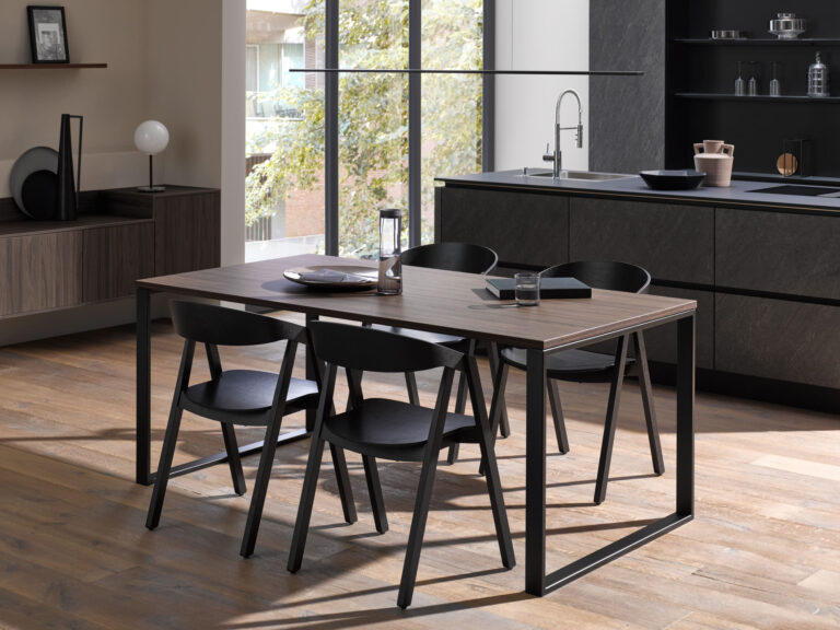 AV 7030-GL Black-star AV 2041 natural walnut